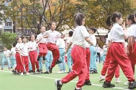 ICM 模型详解：为什么决赛桌的弃牌比跟注更值钱？（ICM 深度解析：为何决赛桌的弃牌往往比跟注更有价值？）